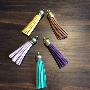 TASSELS 🤩